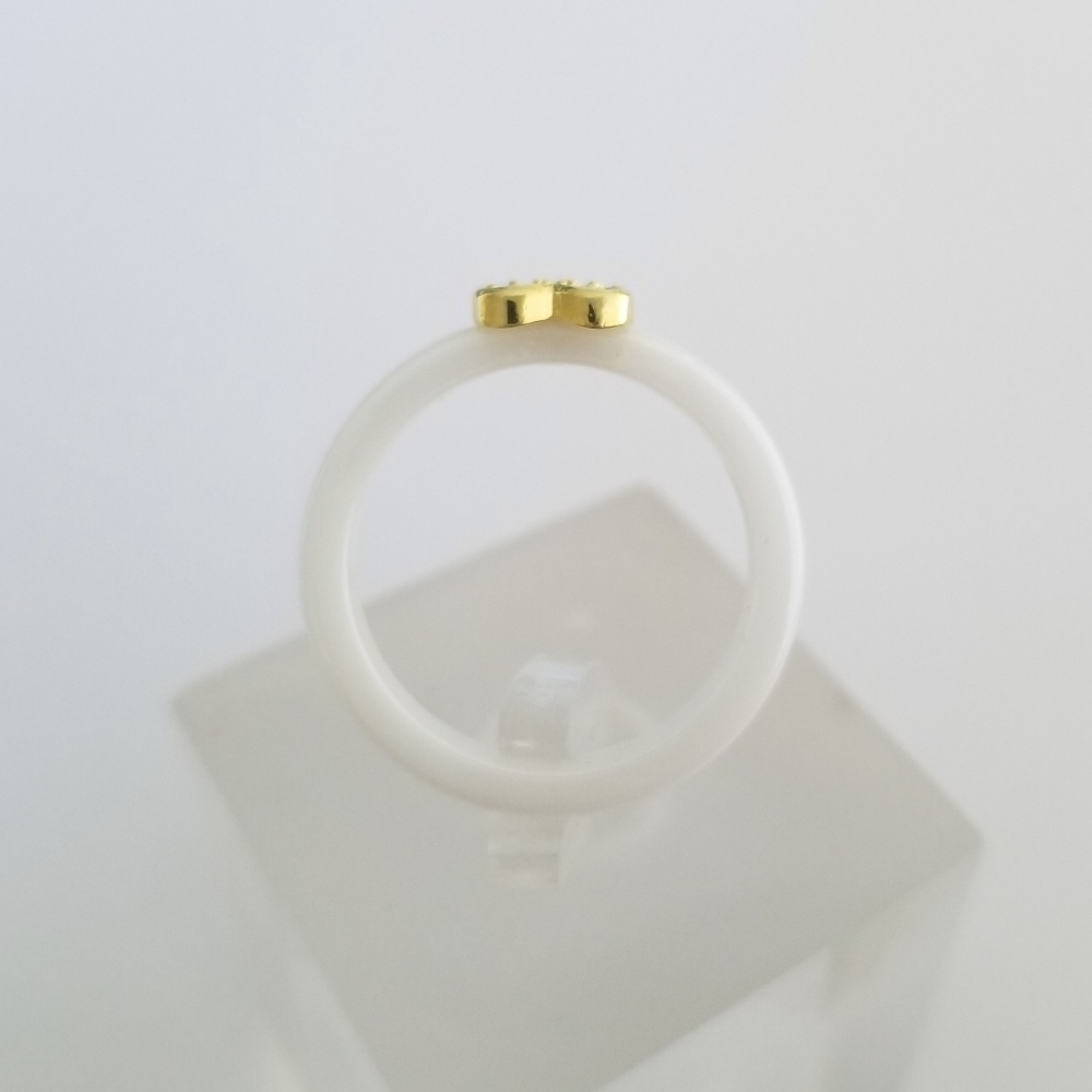White Ceramic Heart Pave Solitaire - Picture 5 of 8